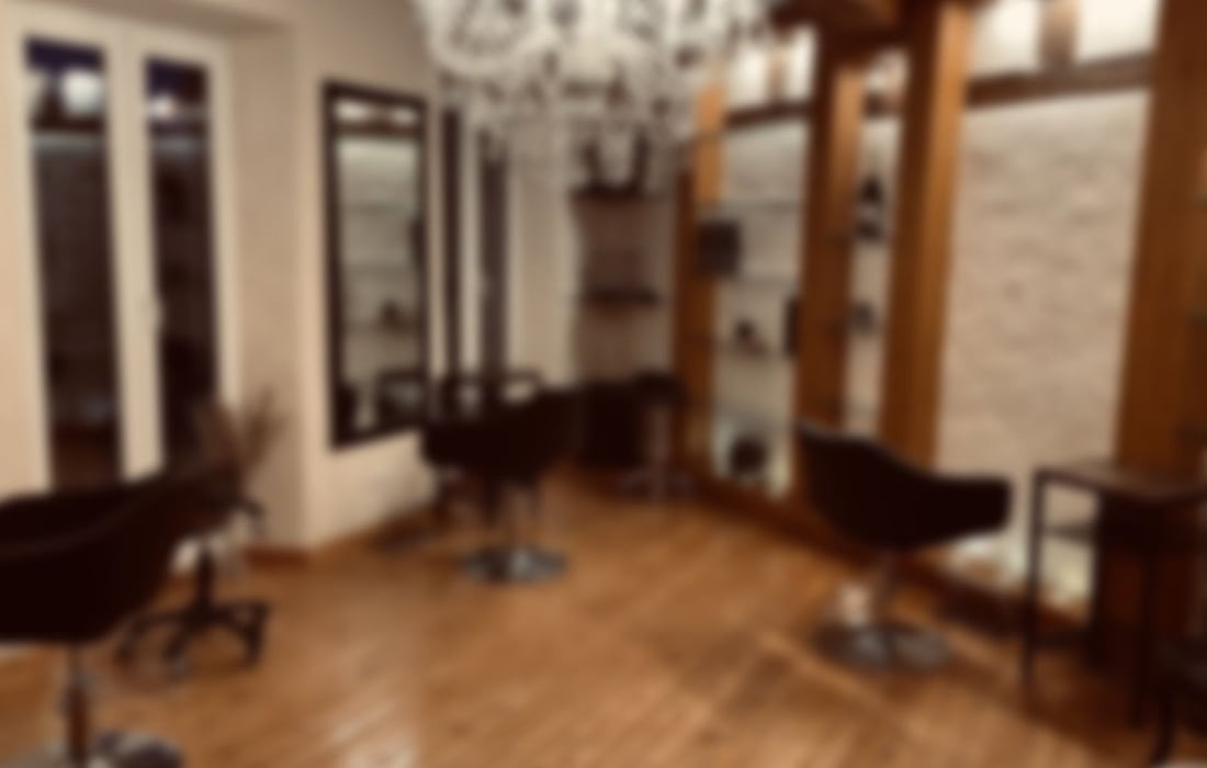 Innenraum des Salons Schwartz-Arbeit in Kettig